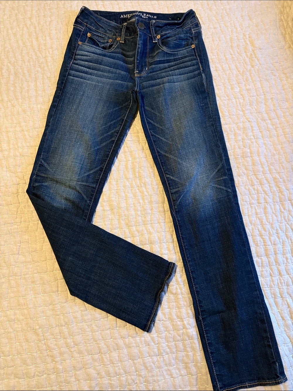 American Eagle Outfitters Women's Dark Wash Straight Leg Jeans